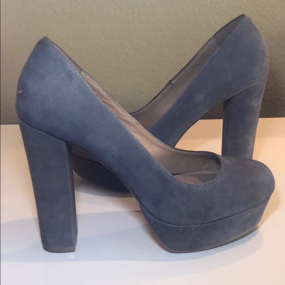 Steve Madden Gray Suede Platform Pump Heels - Picture 4 of 8